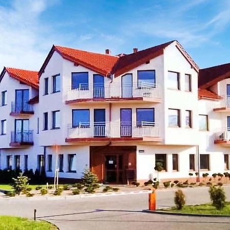 Nice Apartment In Darlowko With Wifi Exterior photo